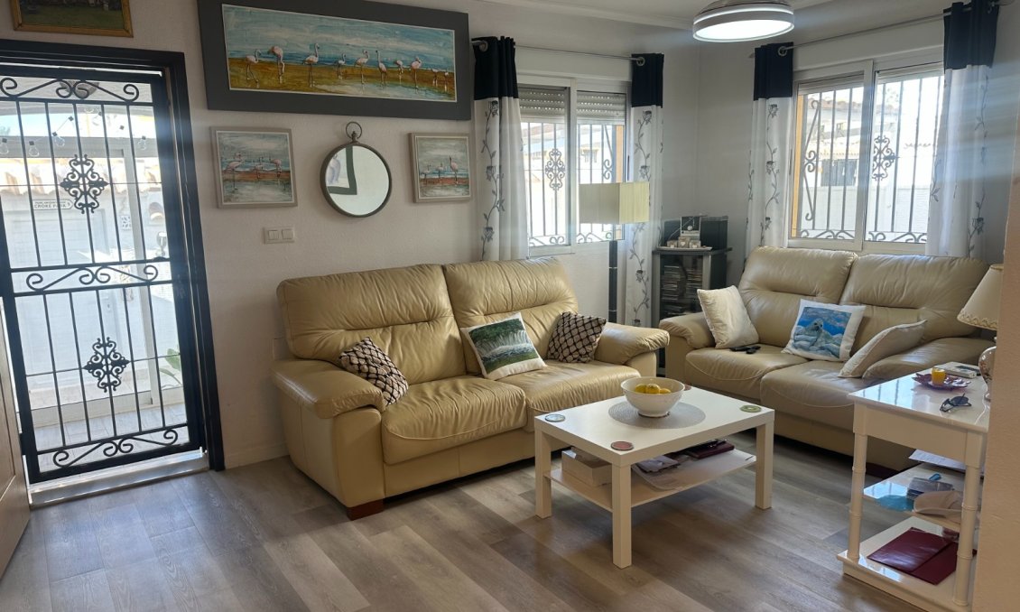 Használt Ingatlanok - Sorház -
Orihuela - Inland