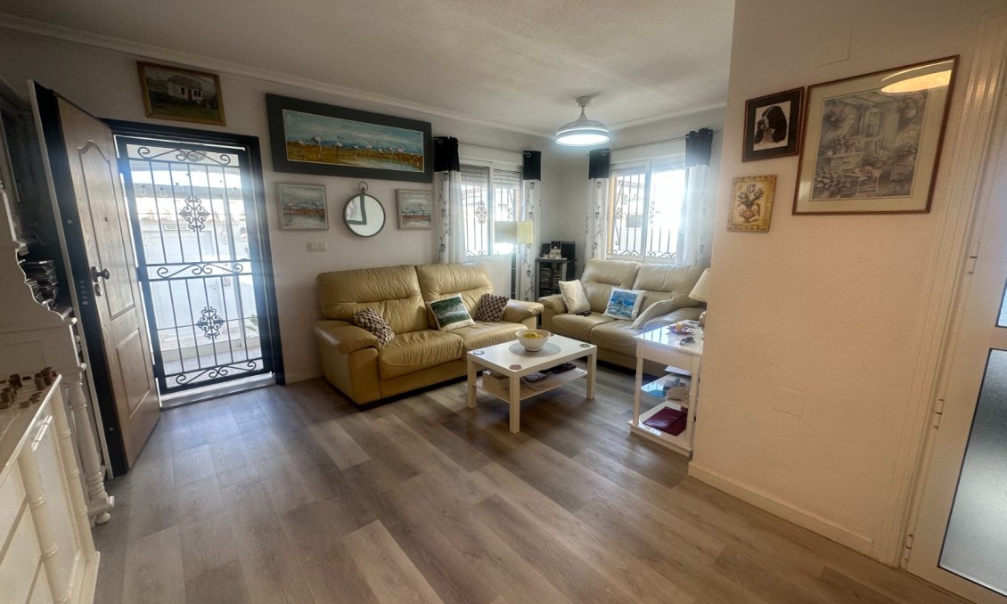 Használt Ingatlanok - Sorház -
Orihuela - Inland