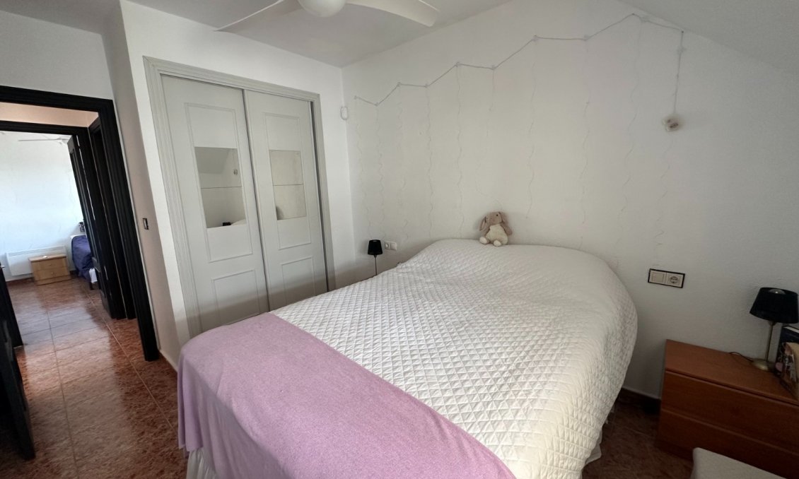 Használt Ingatlanok - Apartman -
Orihuela - Inland