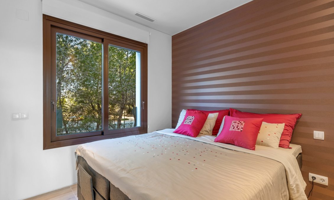 Használt Ingatlanok - Apartman -
Las Colinas Golf - Costa Blanca