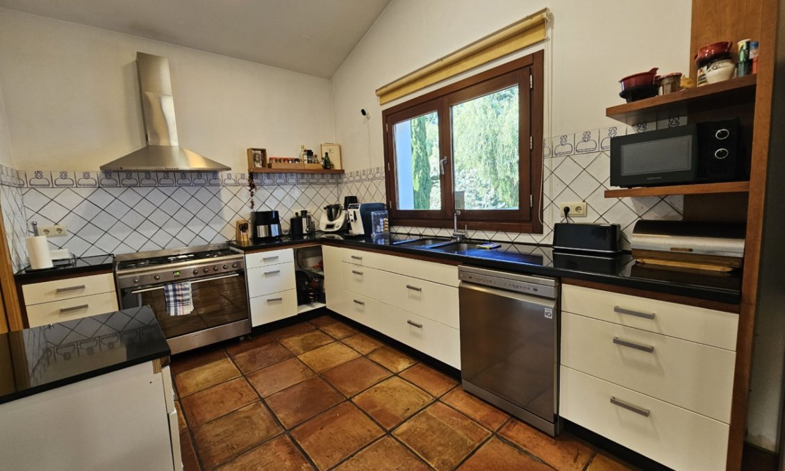 Használt Ingatlanok - Villa -
Ondara - Inland