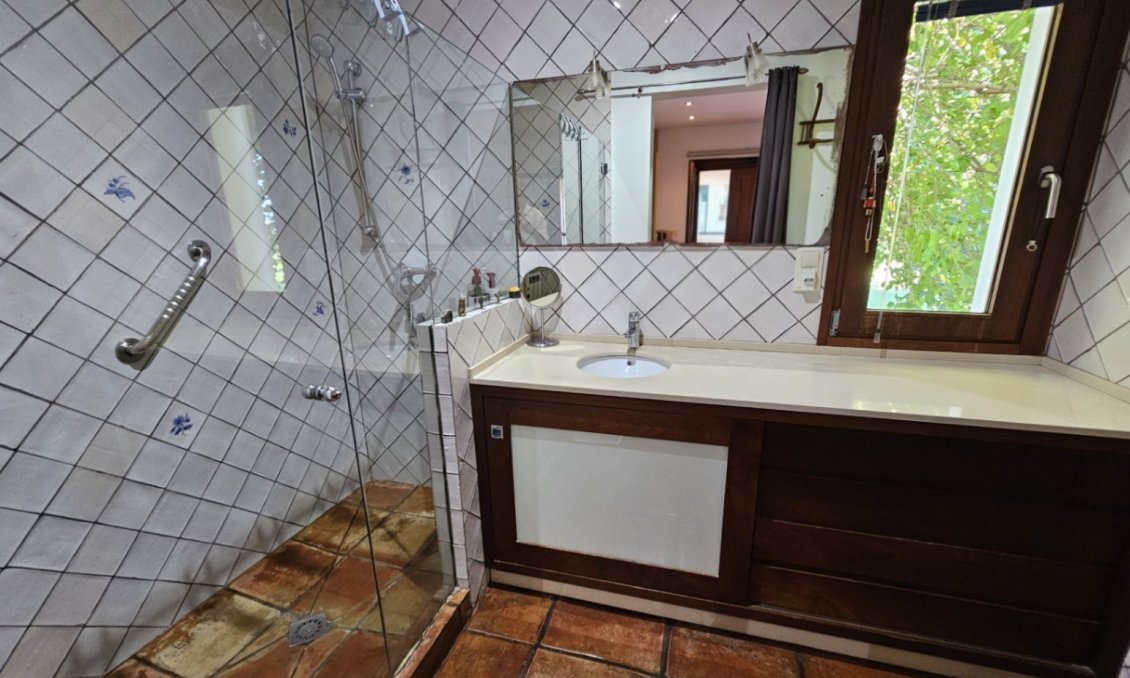 Használt Ingatlanok - Villa -
Ondara - Inland