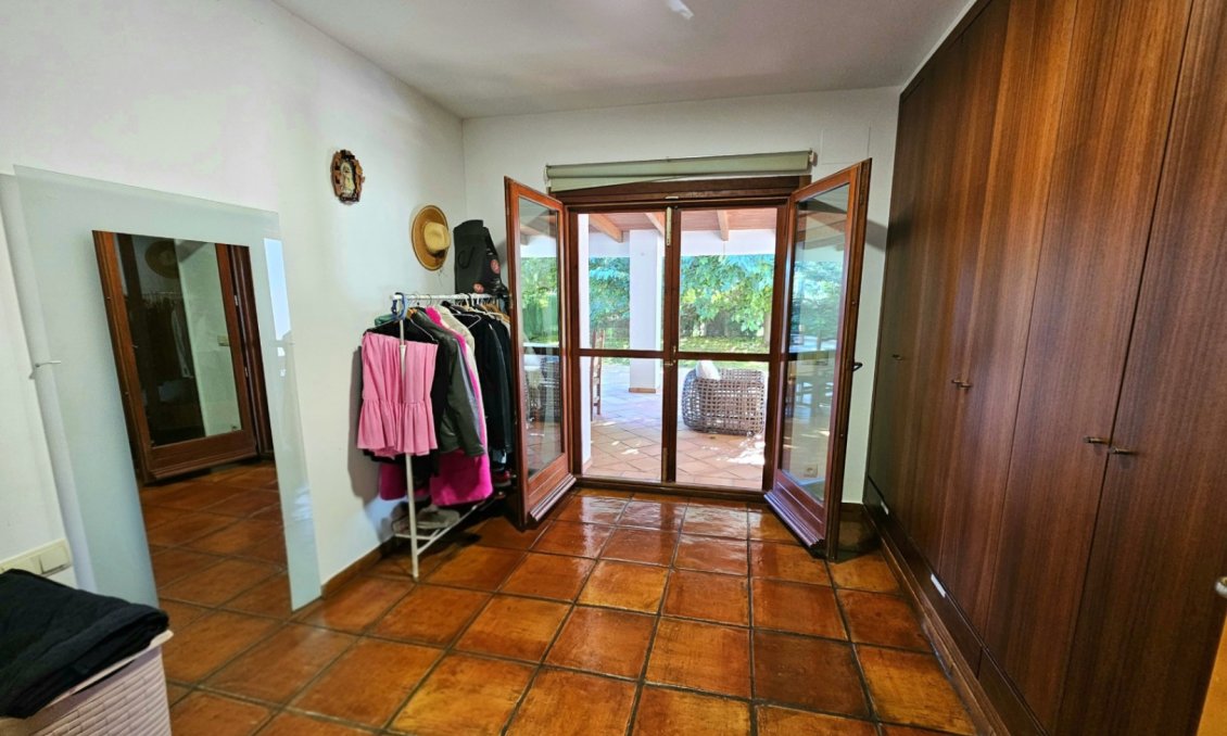 Használt Ingatlanok - Villa -
Ondara - Inland