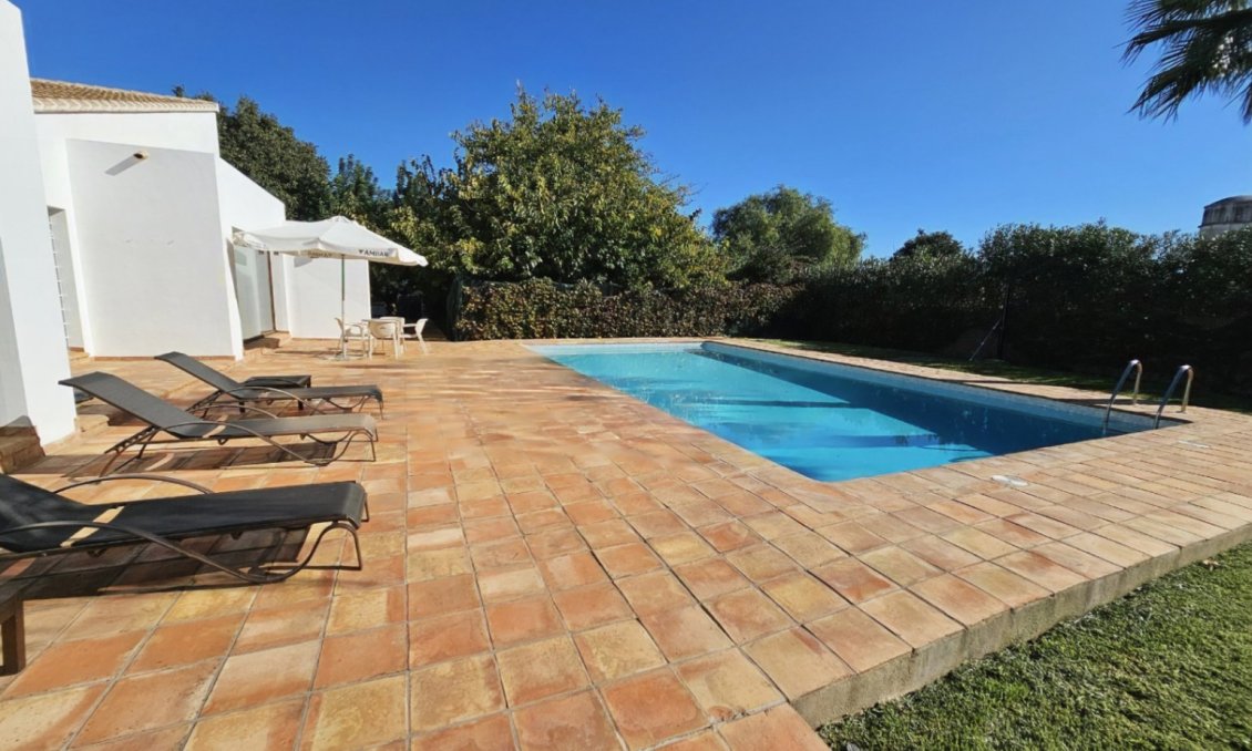 Használt Ingatlanok - Villa -
Ondara - Inland