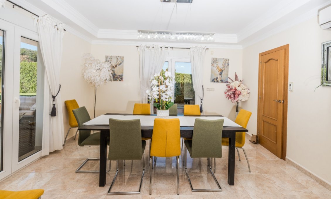 Használt Ingatlanok - Villa -
Jávea - Costa Blanca