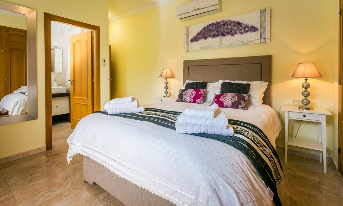 Használt Ingatlanok - Villa -
Jávea - Costa Blanca