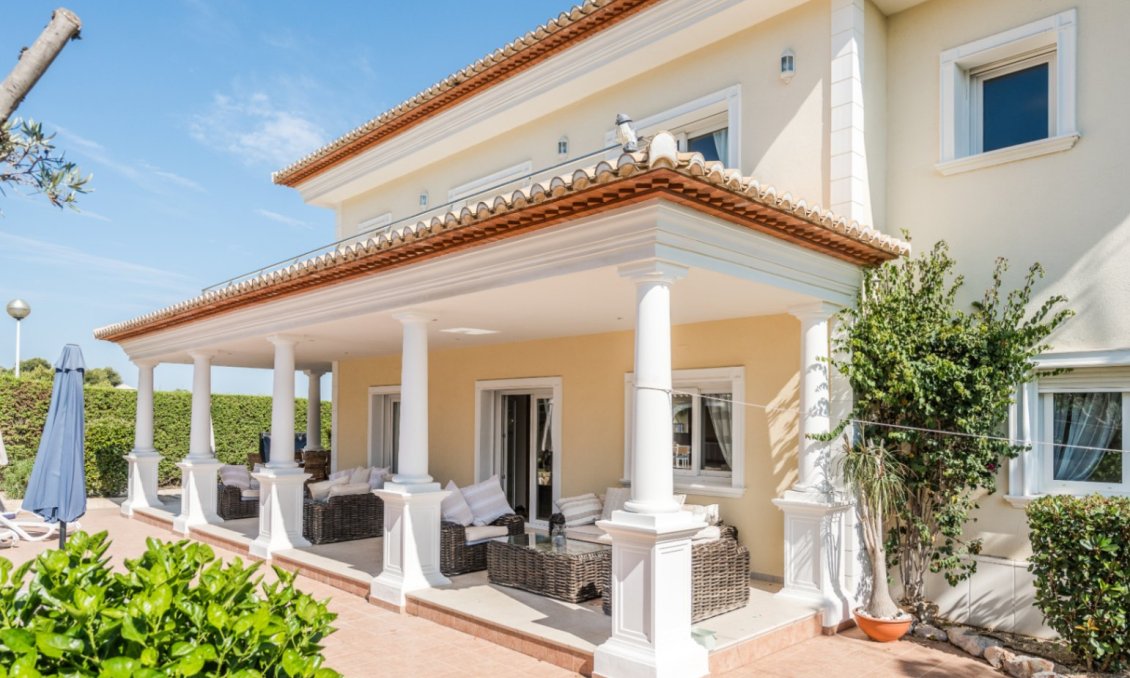 Használt Ingatlanok - Villa -
Jávea - Costa Blanca