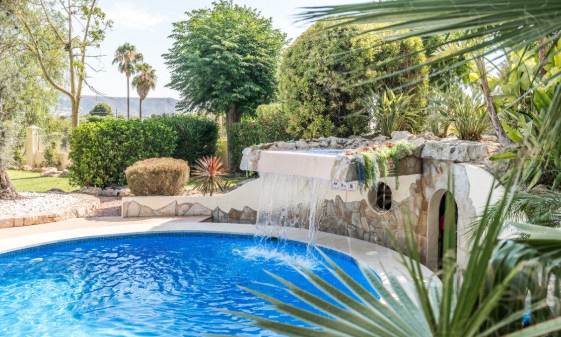 Használt Ingatlanok - Villa -
Jávea - Costa Blanca