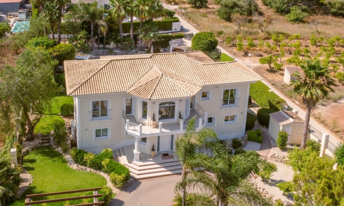 Használt Ingatlanok - Villa -
Jávea - Costa Blanca