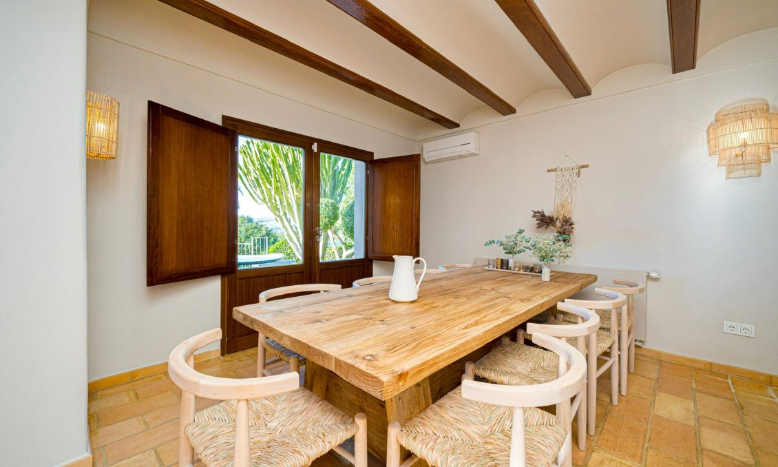 Használt Ingatlanok - Villa -
Jávea - Costa Blanca