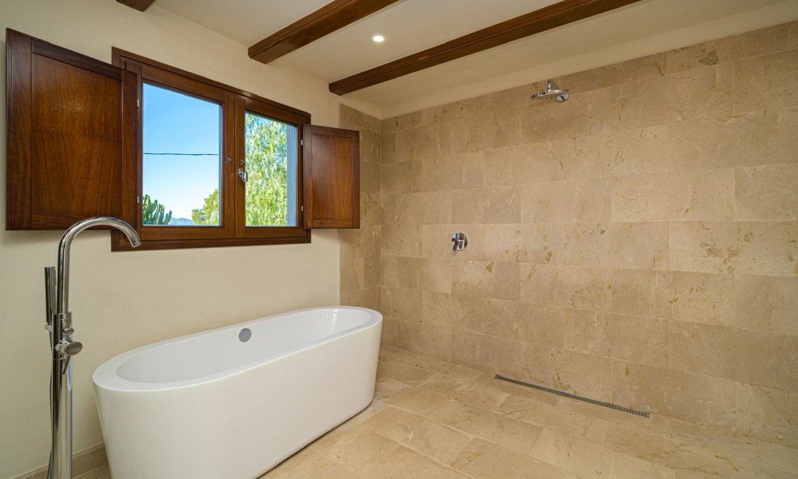 Használt Ingatlanok - Villa -
Jávea - Costa Blanca