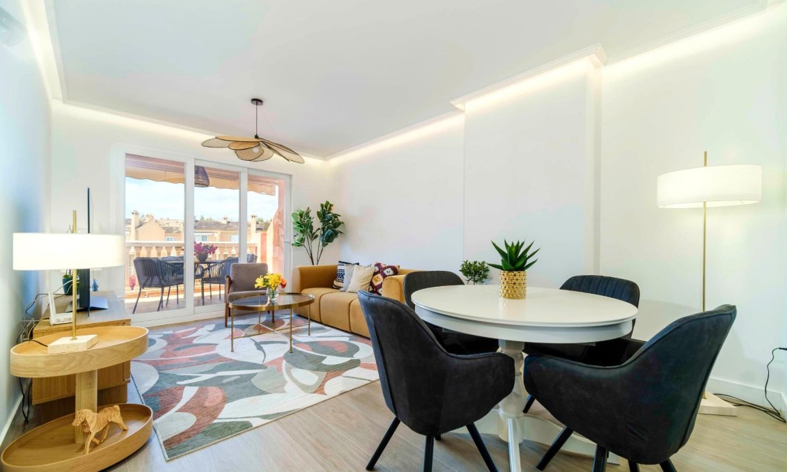 Használt Ingatlanok - Tetőtéri lakás -
Jávea - Costa Blanca