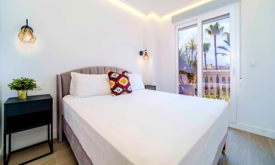 Használt Ingatlanok - Tetőtéri lakás -
Jávea - Costa Blanca