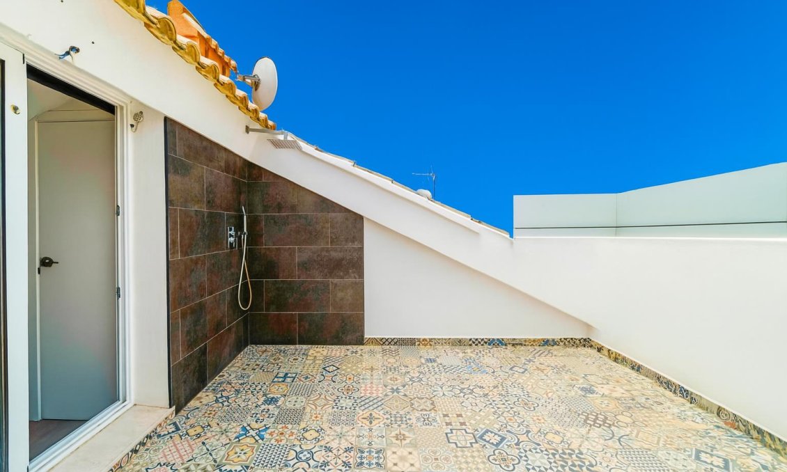 Használt Ingatlanok - Tetőtéri lakás -
Jávea - Costa Blanca