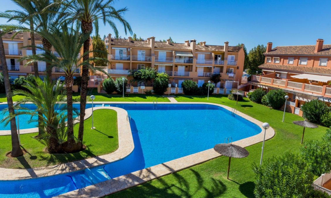 Használt Ingatlanok - Tetőtéri lakás -
Jávea - Costa Blanca