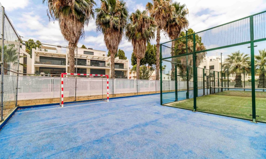 Használt Ingatlanok - Tetőtéri lakás -
Jávea - Costa Blanca