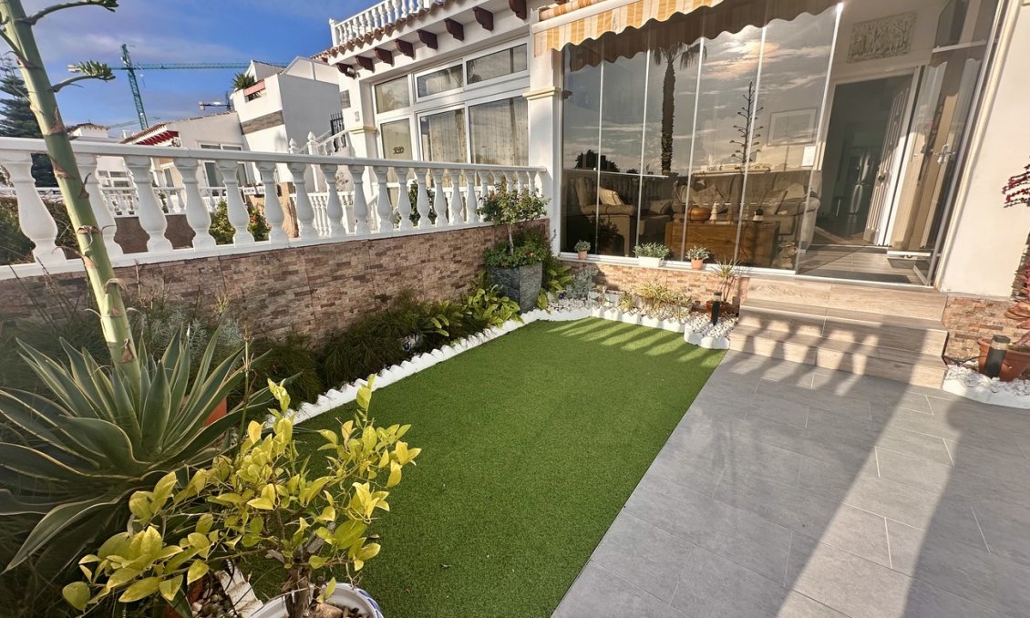 Használt Ingatlanok - Ikerház -
Orihuela Costa - Ciñuelica