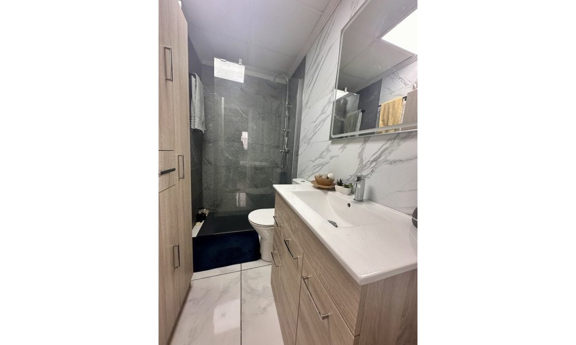 Használt Ingatlanok - Ikerház -
Orihuela Costa - Ciñuelica