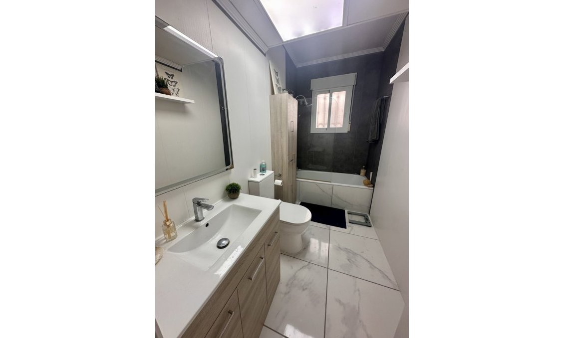 Használt Ingatlanok - Ikerház -
Orihuela Costa - Ciñuelica