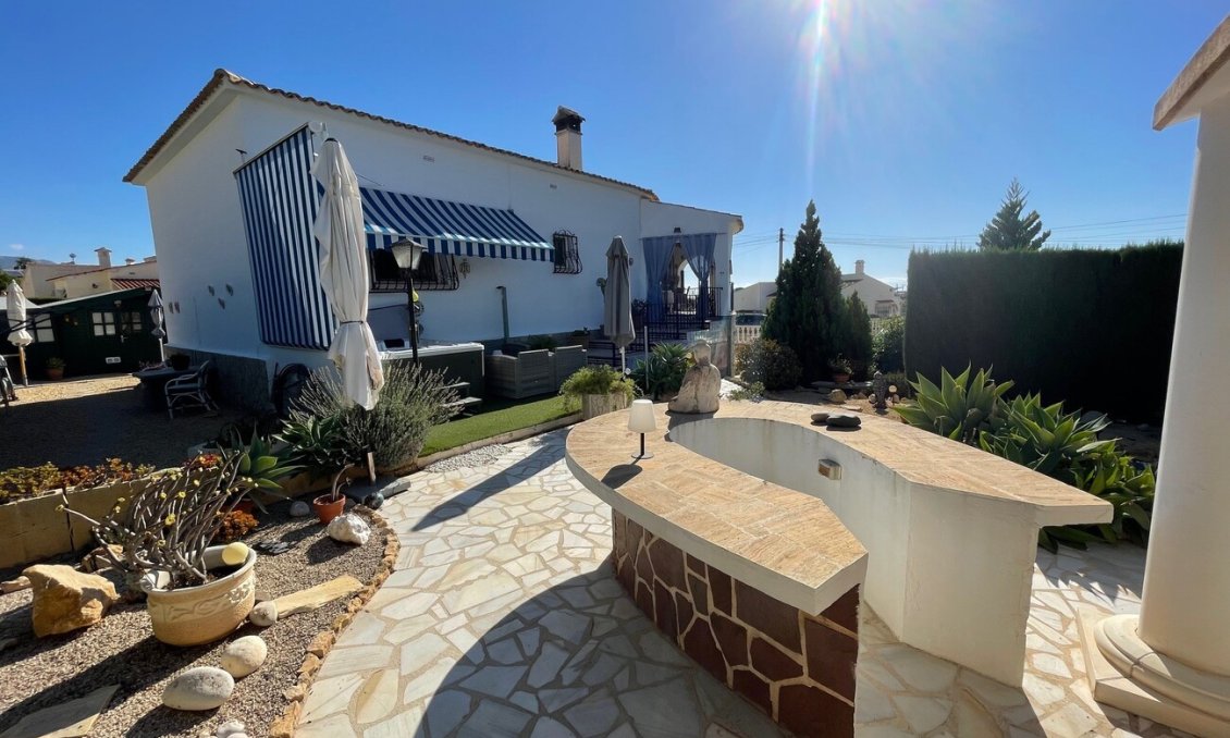 Használt Ingatlanok - Villa -
Alfas del Pí - Costa Blanca