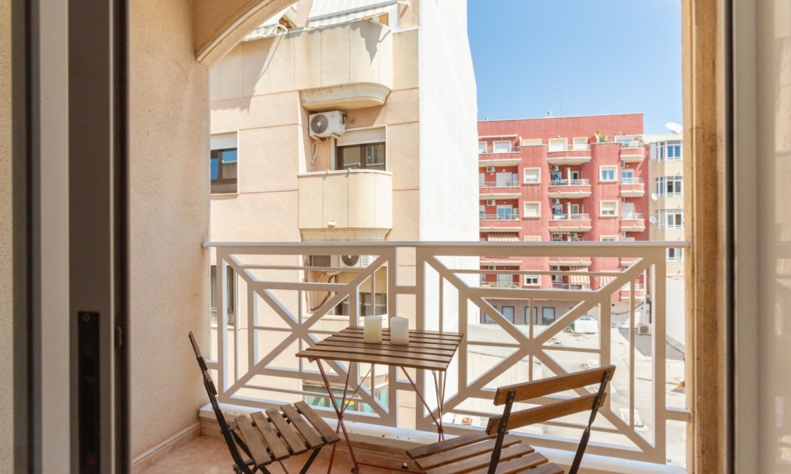 Használt Ingatlanok - Apartman -
Torrevieja - Costa Blanca