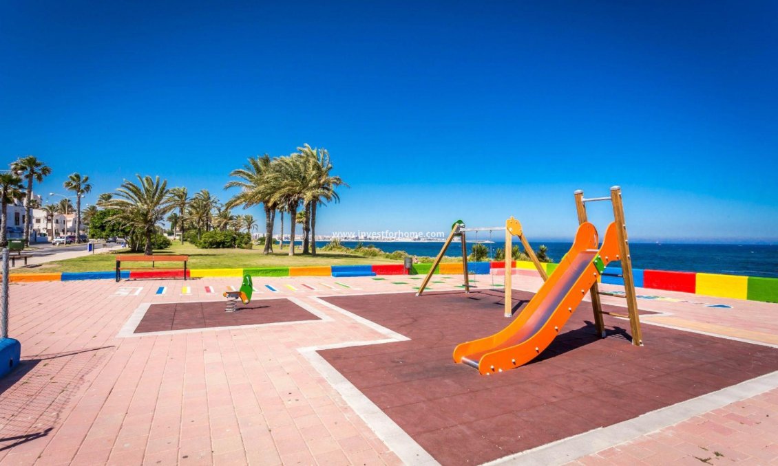 Használt Ingatlanok - Apartman -
Torrevieja - La Veleta