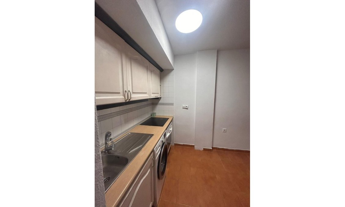 Használt Ingatlanok - Apartman -
Torrevieja - La Veleta