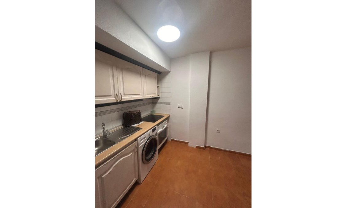 Használt Ingatlanok - Apartman -
Torrevieja - La Veleta