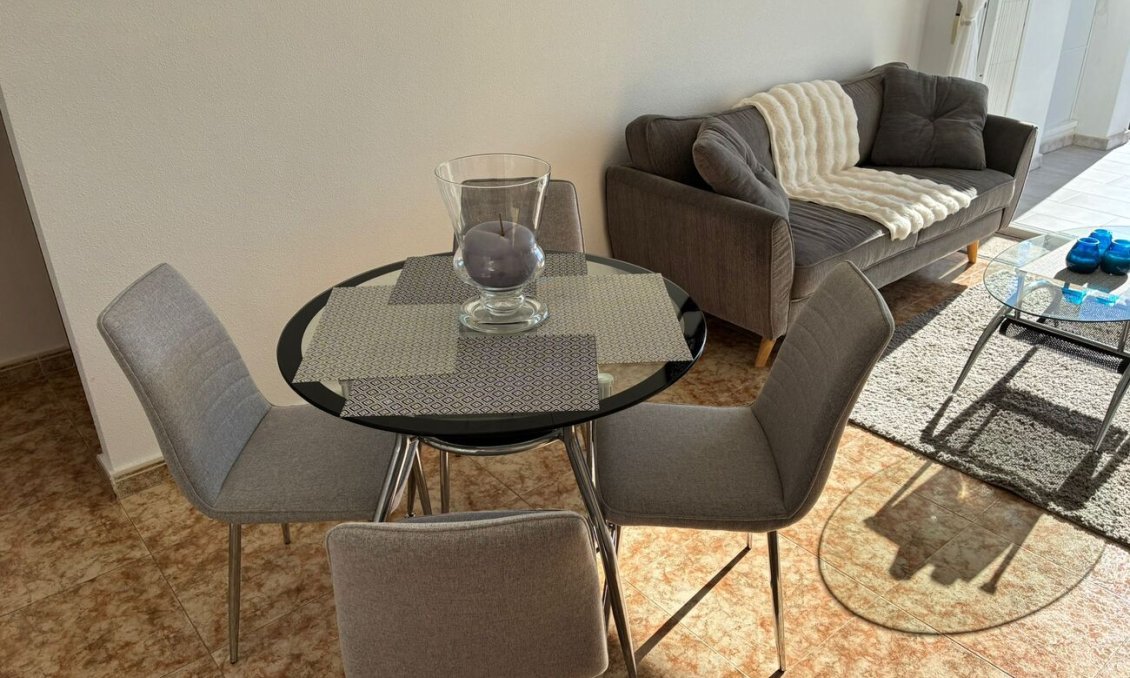 Használt Ingatlanok - Apartman -
Punta Prima - Costa Blanca