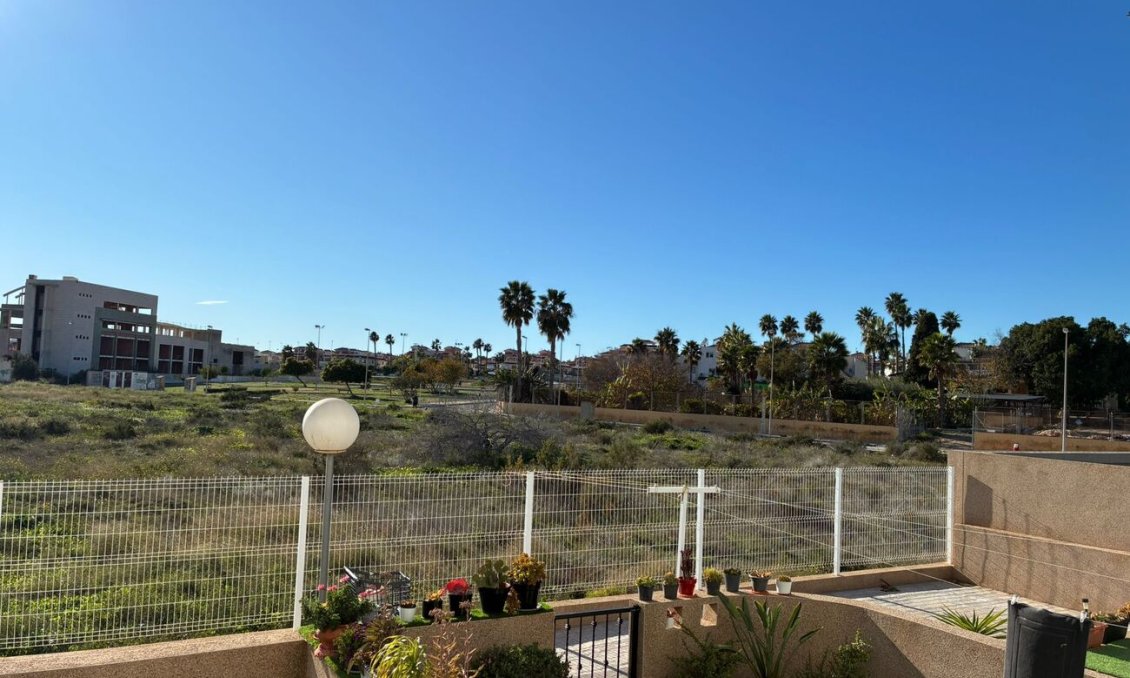 Használt Ingatlanok - Apartman -
Punta Prima - Costa Blanca