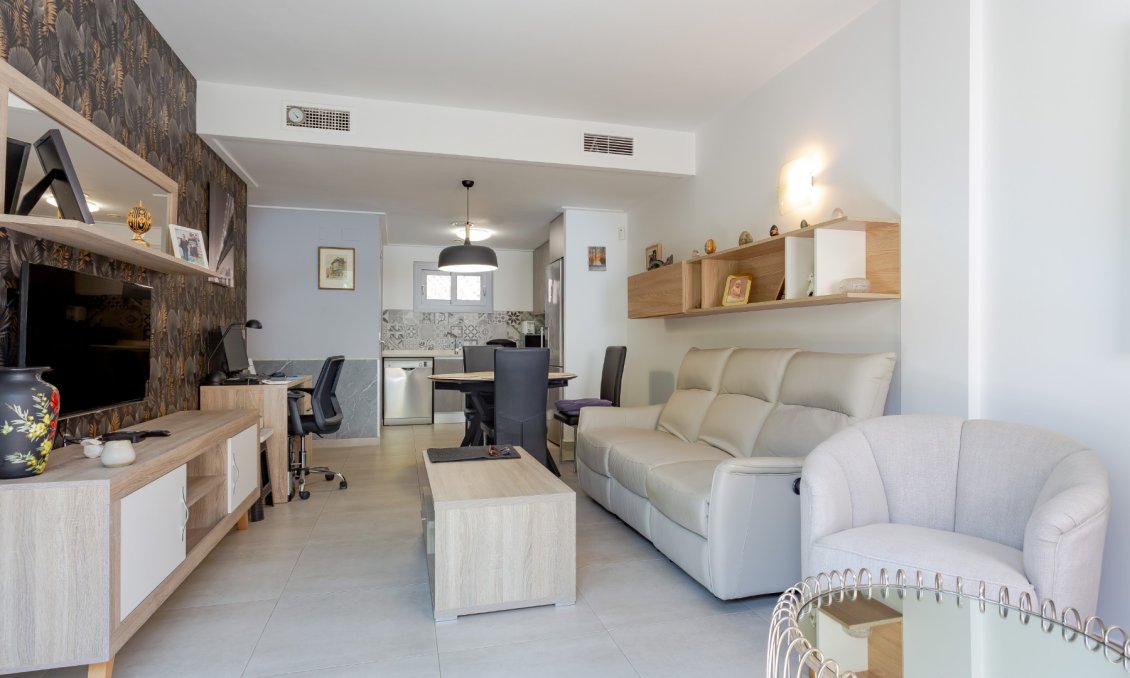 Használt Ingatlanok - Apartman -
Torrevieja - Costa Blanca