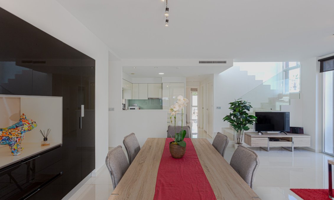 Használt Ingatlanok - Villa -
Orihuela Costa - Costa Blanca