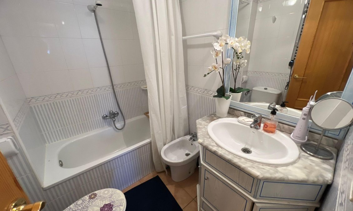 Használt Ingatlanok - Apartman -
Torrevieja - Costa Blanca