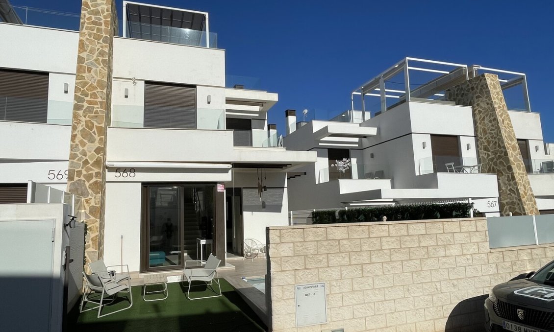 Resale - Semi Detached -
Villamartin