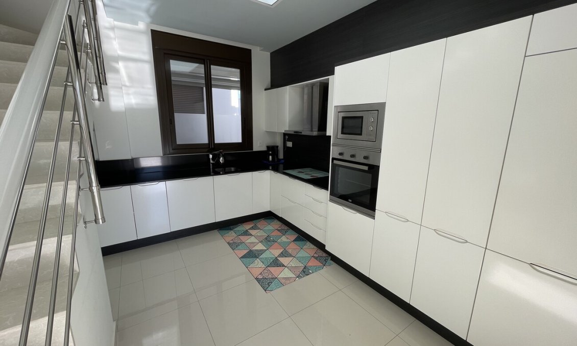 Resale - Semi Detached -
Villamartin