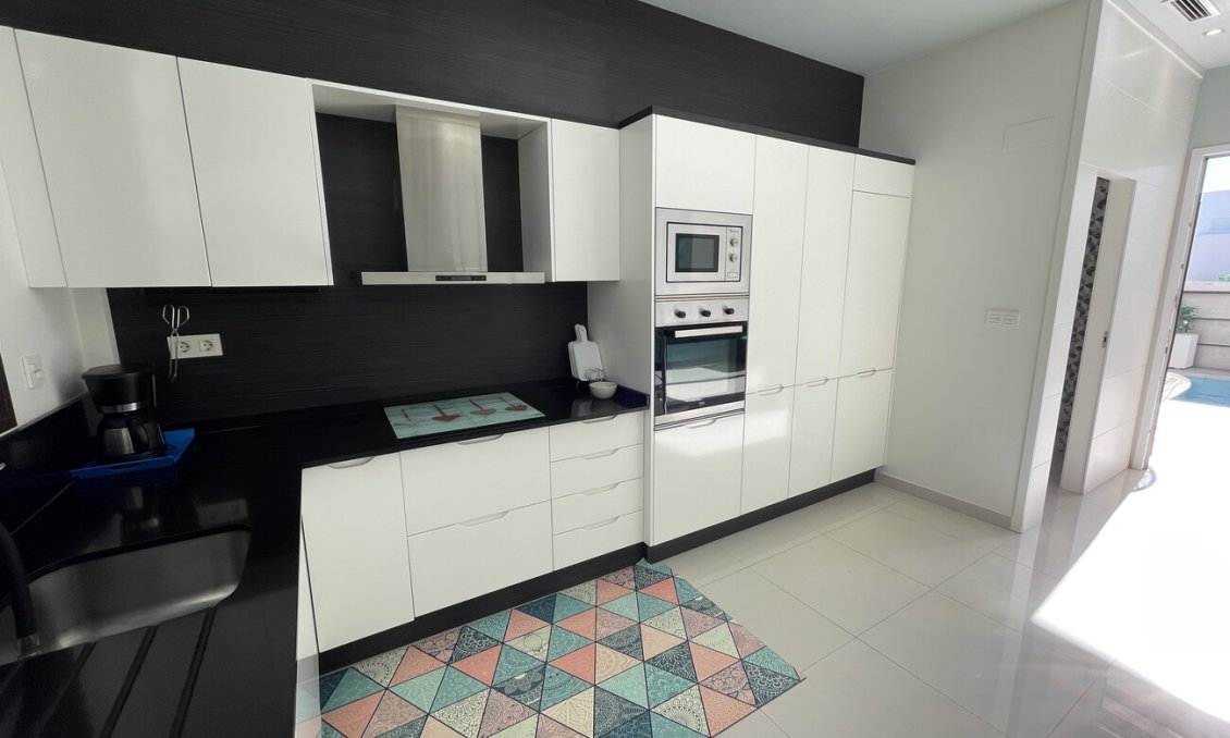 Resale - Semi Detached -
Villamartin