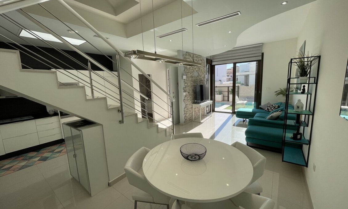 Resale - Semi Detached -
Villamartin