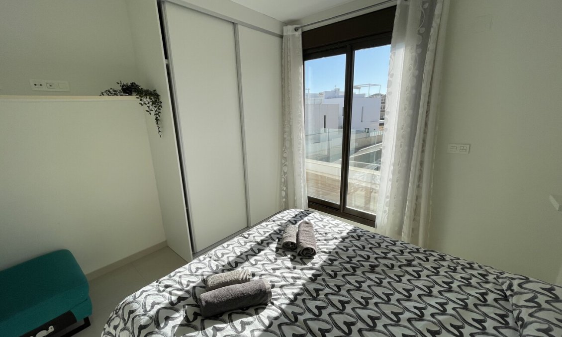 Resale - Semi Detached -
Villamartin
