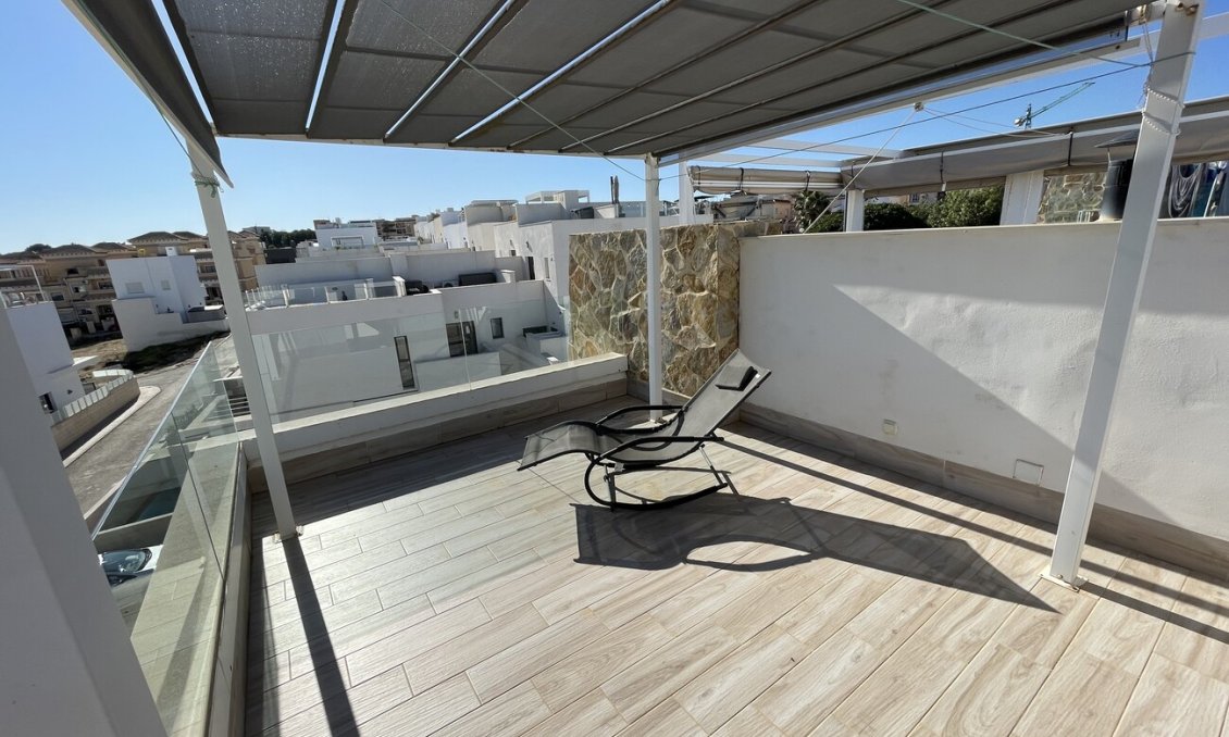 Resale - Semi Detached -
Villamartin