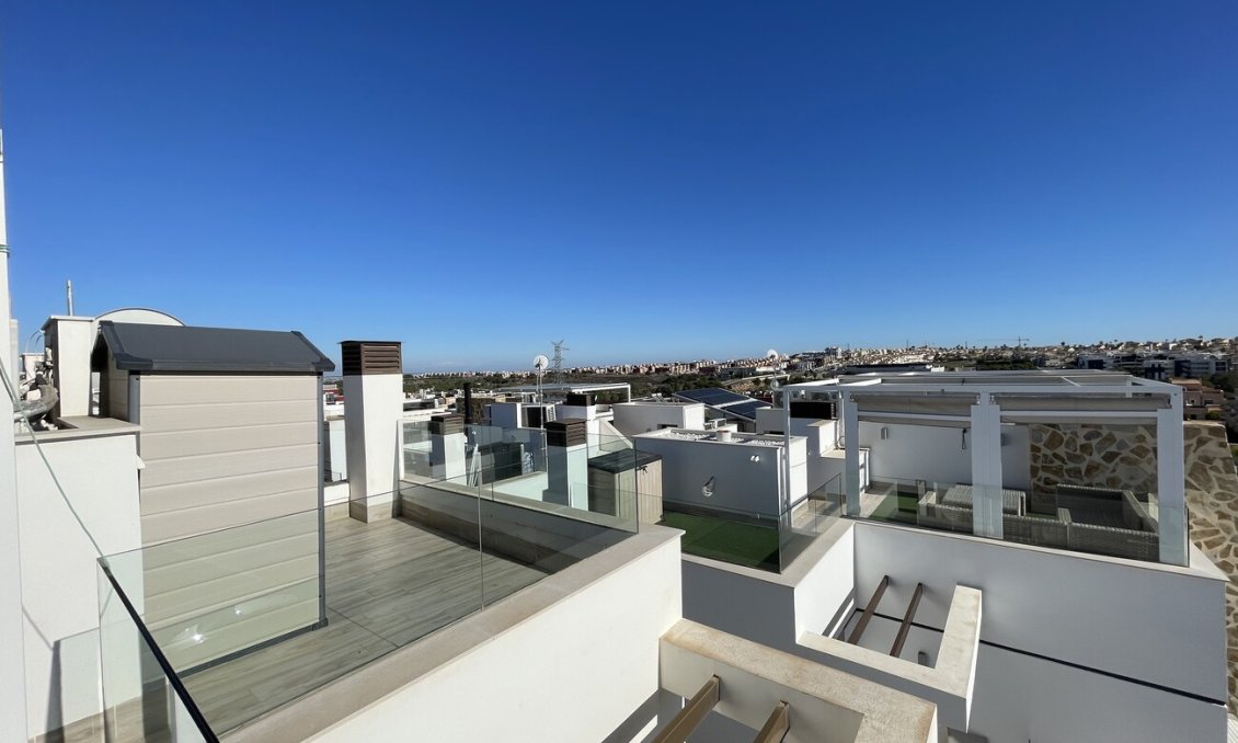 Resale - Semi Detached -
Villamartin