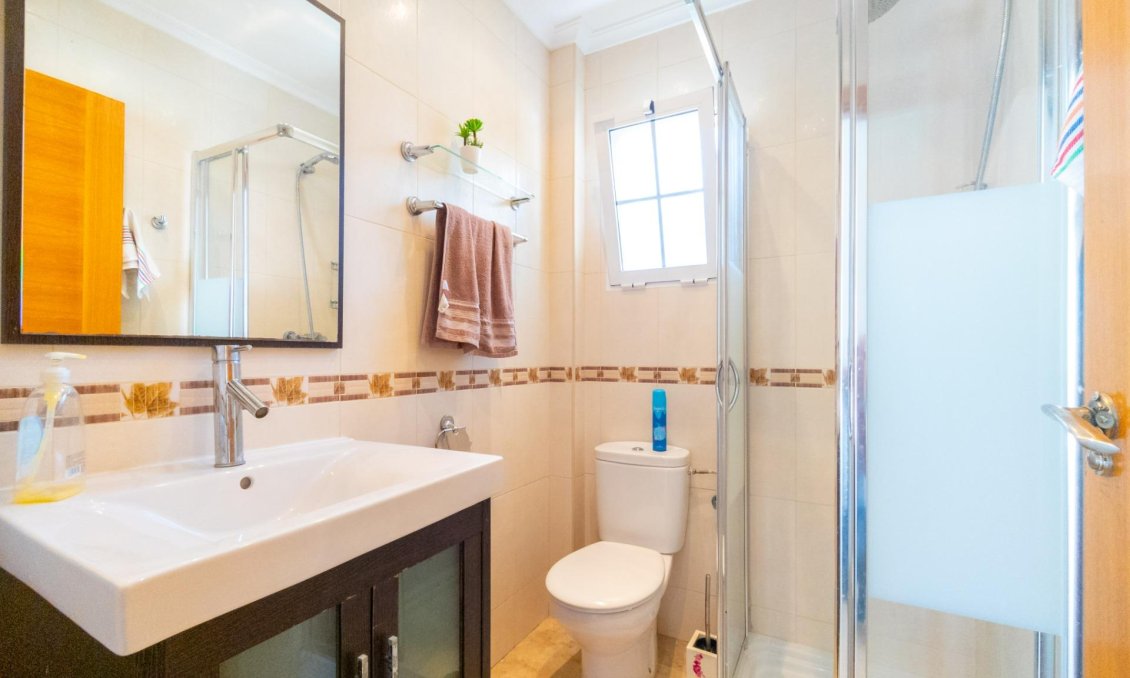 Revânzare - Vilă -
Torrevieja - La Mata