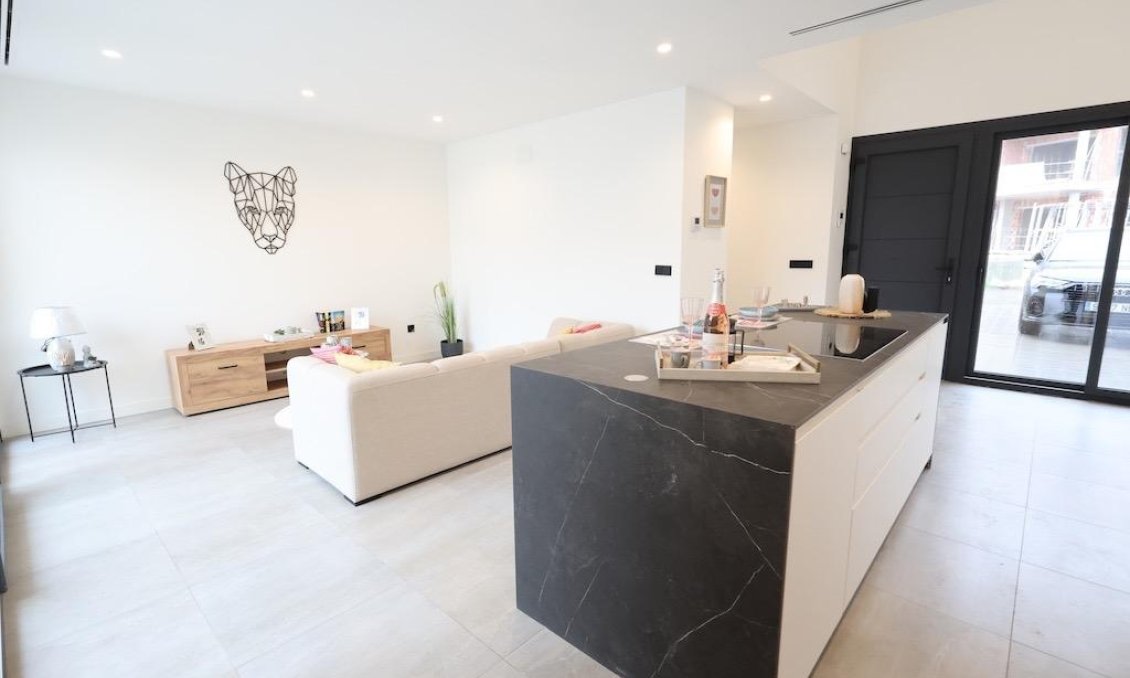 Használt Ingatlanok - Villa -
Los Alcazares - Costa Calida