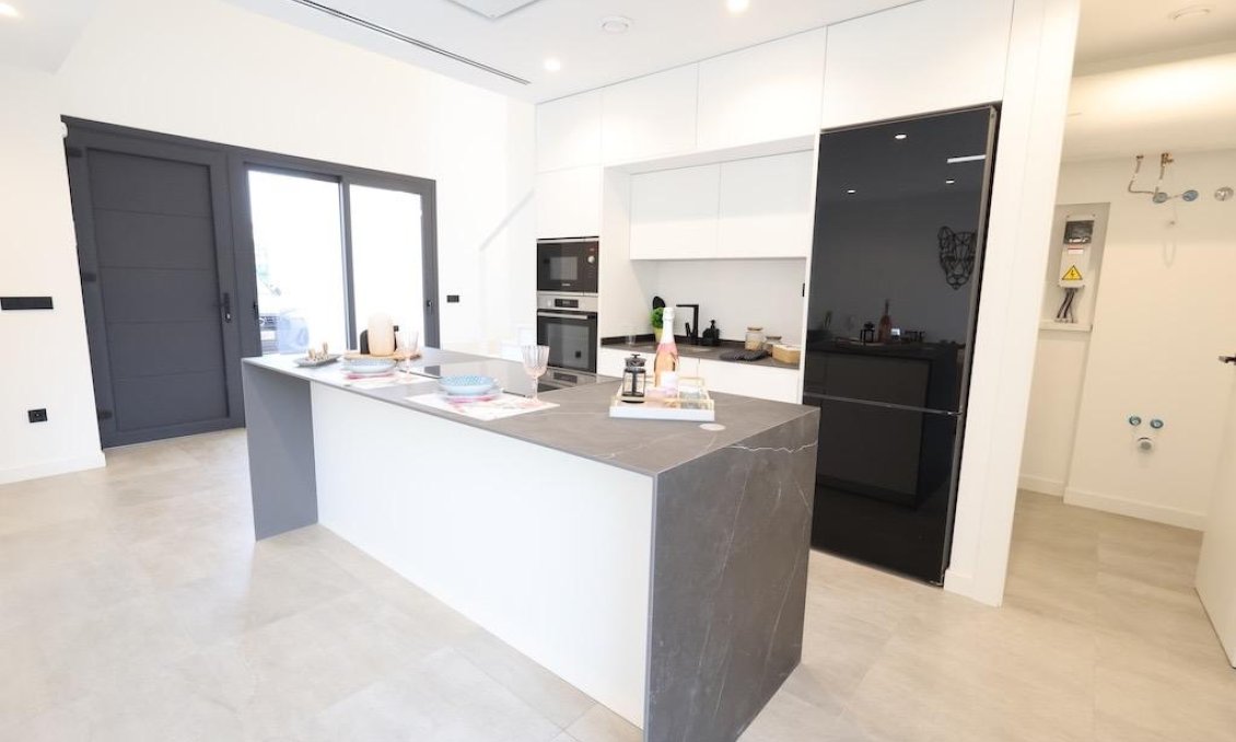 Használt Ingatlanok - Villa -
Los Alcazares - Costa Calida