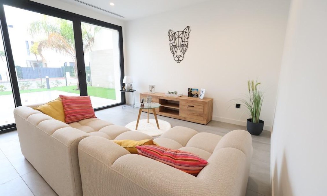 Használt Ingatlanok - Villa -
Los Alcazares - Costa Calida