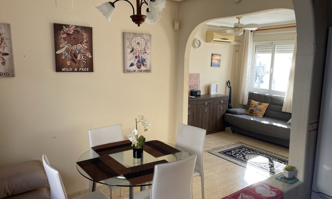 Használt Ingatlanok - Sorház -
Camposol - Inland