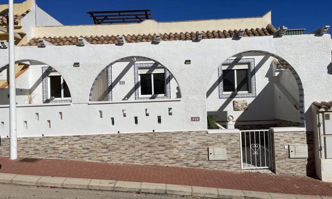 Használt Ingatlanok - Sorház -
Camposol - Inland