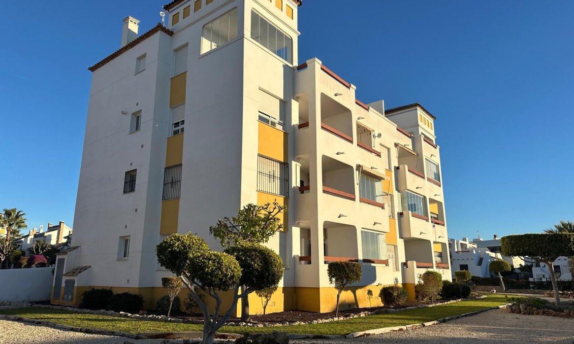 Használt Ingatlanok - Apartman -
Campoamor - Costa Blanca