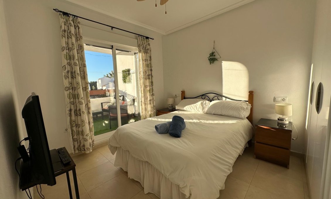 Használt Ingatlanok - Apartman -
Campoamor - Costa Blanca