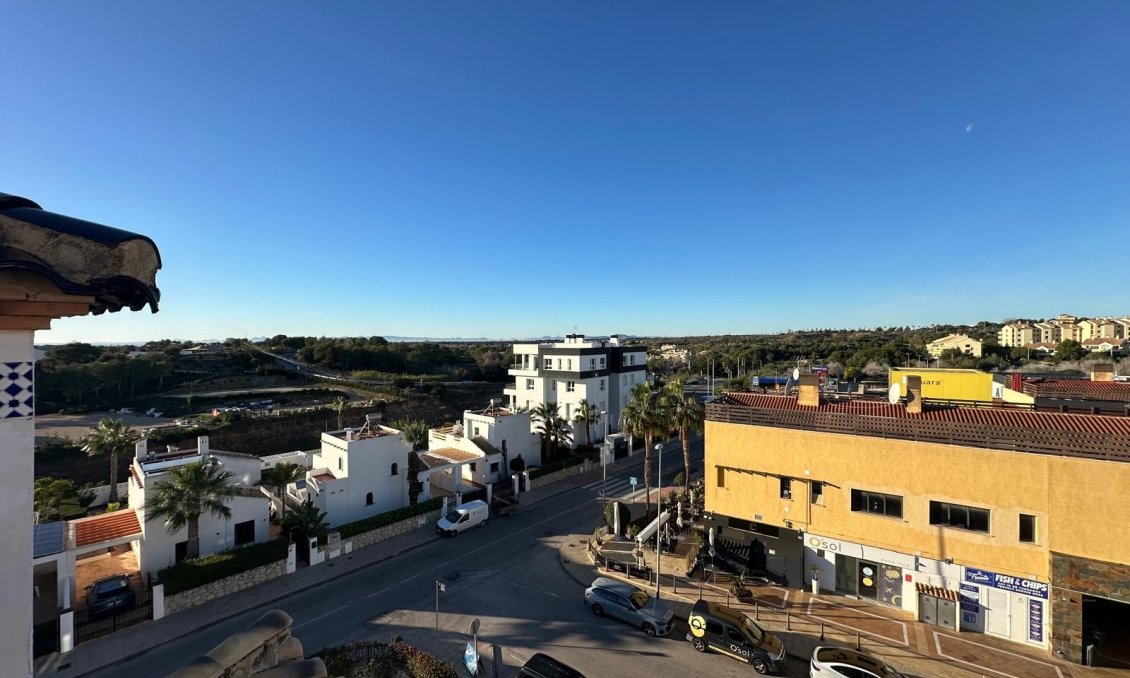 Használt Ingatlanok - Apartman -
Campoamor - Costa Blanca