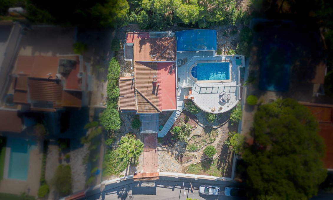 Használt Ingatlanok - Villa -
Torrevieja - Costa Blanca